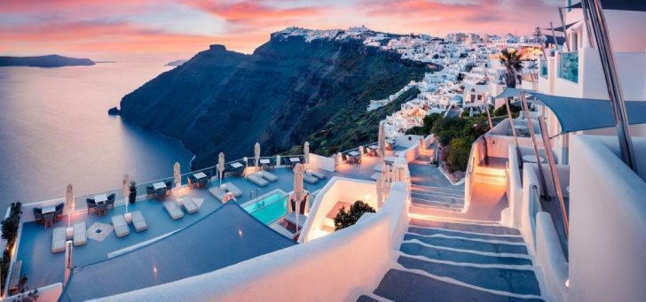 What is the best time to travel to Santorini